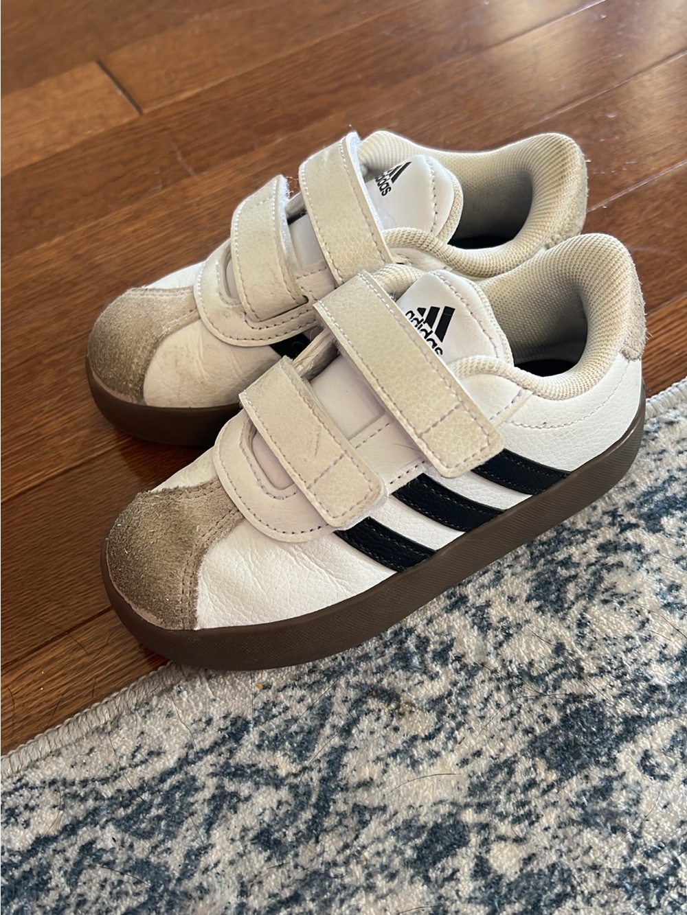 adidas Kids White Black Stripe Velcro Sneakers with Brown Sole